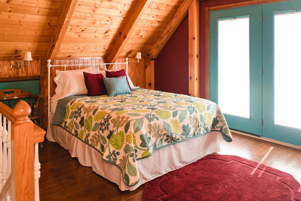 The Lake House A Hidden Gem Sleeps 4 Columbia Екстериор снимка